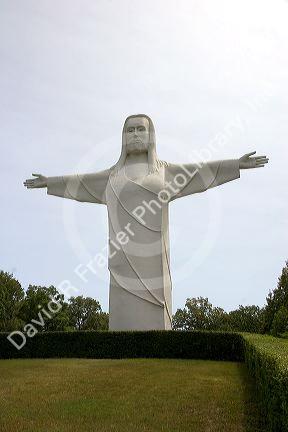 Christ of the Ozarks statue at Eureka Springs, Arkansas.christ of the ozarks, jesus, christ, religion, statue, jesus statue, eureka springs, arkansas