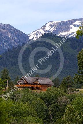 Modern log home in the Bitterroot Valley of Montana.