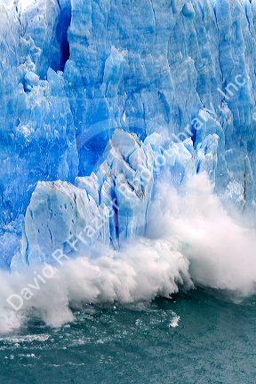 Ice breaking off the face of the Perito Moreno Glacier located in the Los Glaciares National Park in the south west of Santa Cruz province, Patagonia, Argentina.