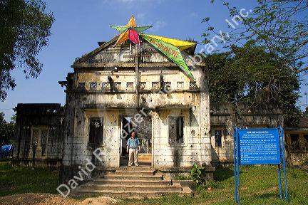 Long Hung Church is a National Relic in the town of Quang Tri, Vietnam.