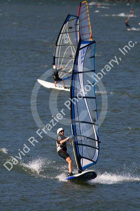 Windsurfing on the Columbia River at Hood River, Oregon, USA.