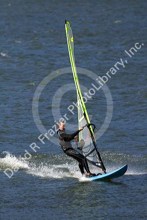 Windsurfing on the Columbia River at Hood River, Oregon, USA.