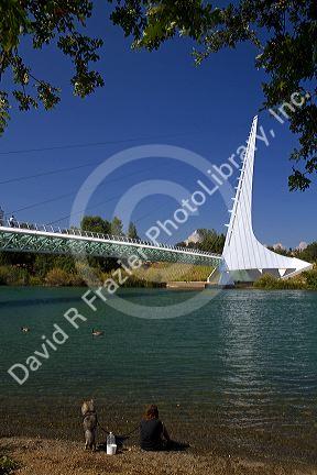 The Sundail Bridge at Turtle Bay spanning the Sacramento River in Redding, California, USA.