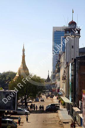 Sule Paya located in the heart of downtown (Rangoon) Yangon, (Burma) Myanmar.