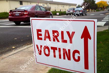 Early voting sign at a polling station in Boise, Idaho, USA.