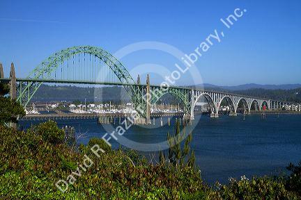 Yaquina Bay Bridge spanning the Yaquina Bay at Newport, Oregon, USA.