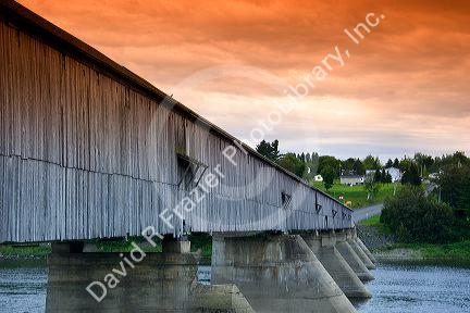 The longest coverd bridge in the world crossing the St. John River at Hartland, New Brunswick, Canada.