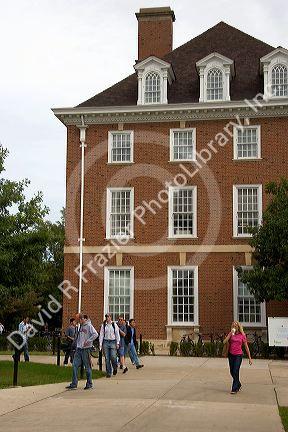 Students on campus at the University of Illinois at Champaign.