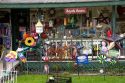 Amish business selling knick knacks at Berlin, Ohio.