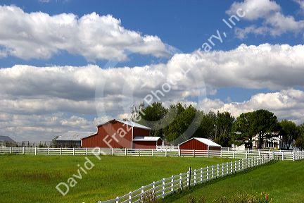 A red barn and farm at Pamona, Kansas.
