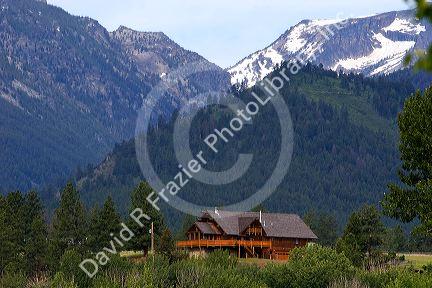 Modern log home in the Bitterroot Valley of Montana.