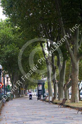 Promenade along the Nervion River in the city of Bilbao, Biscay, northern Spain.