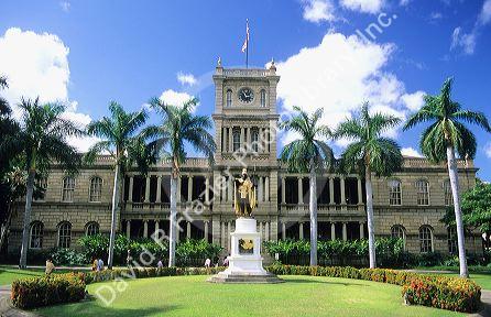 A statue of King Kamehameha I stands in front of the State Judiciary Building in Honolulu, Hawaii.