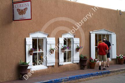 Curiosa gift shop along Canyon Road in Santa Fe, New Mexico, USA.