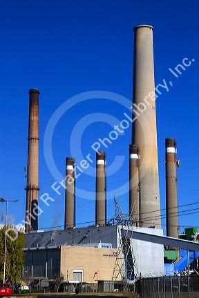 Colbert Fossil Plant generates coal-fired electricity and is located on the Tennessee Valley Authority Pickwick Reservoir on the Tennessee River in Alabama, USA.