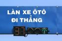 Traffic signal in Ho Chi Minh City, Vietnam counts down remaining seconds to color change.